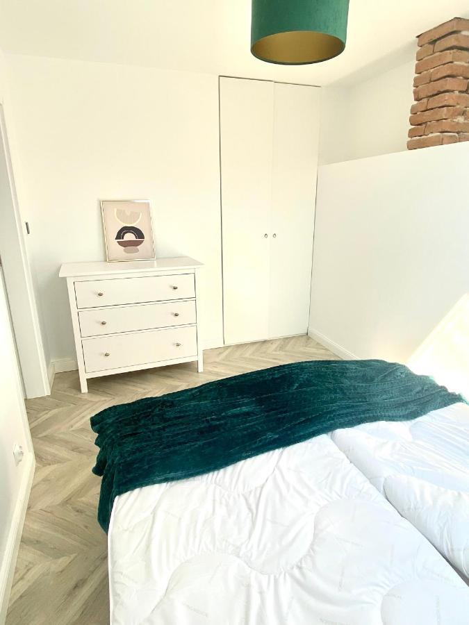 Apartament Sanok-Z Widokiem Na Rynek I Tarasem ภายนอก รูปภาพ