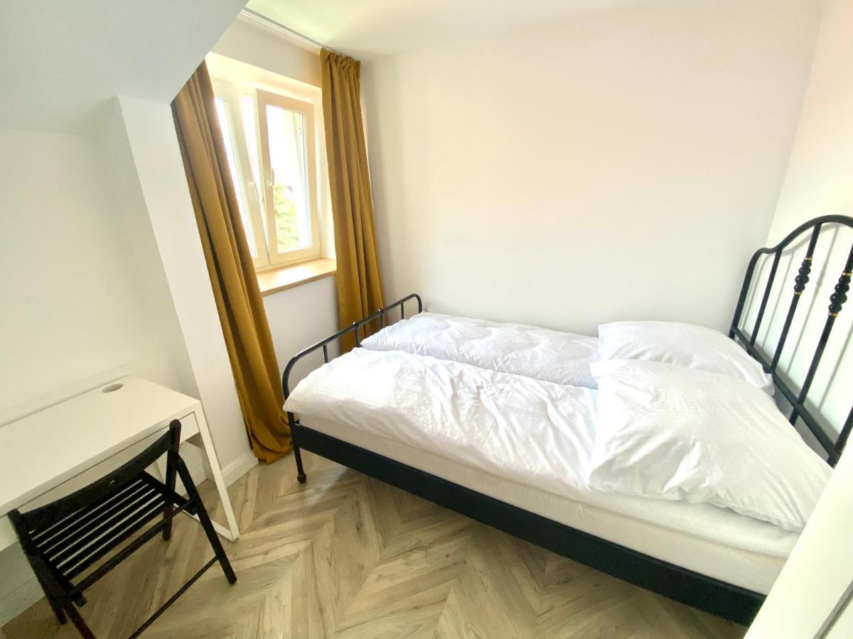 Apartament Sanok-Z Widokiem Na Rynek I Tarasem ภายนอก รูปภาพ